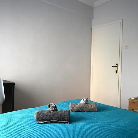Tsinari 2 Bedroom With Patio Apartment *